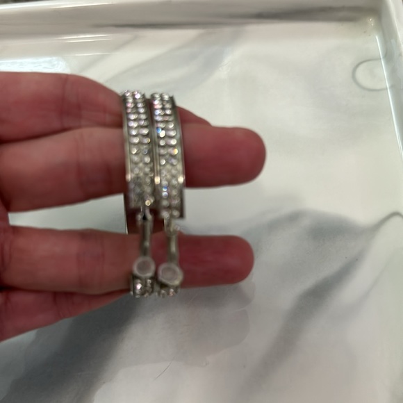 NEW nOir Jewelry Earrings 3 Set Silver Tone Fashion Hoops - Picture 16 of 17